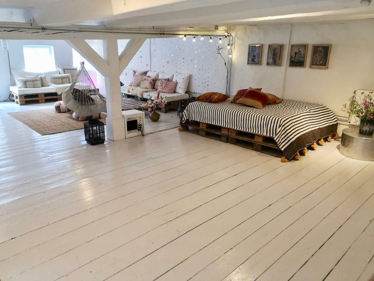 Apartment A Charming And Beautiful Oasis In The Heart Of *